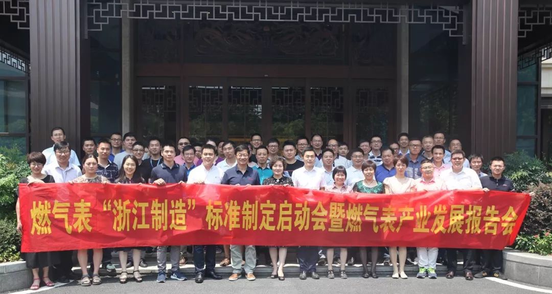 1542763953215589.jpg 2.jpg